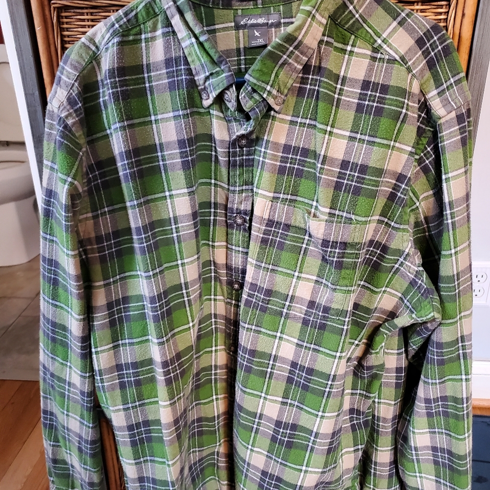 🕵️2/$18💰Eddie Bauer flannel - XXL